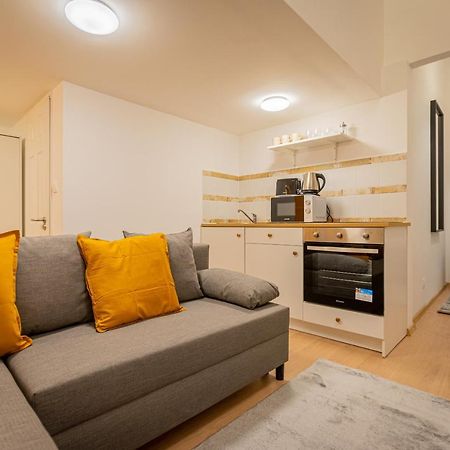 Cosy Downtown Flat In Budapest, Lisa Buitenkant foto