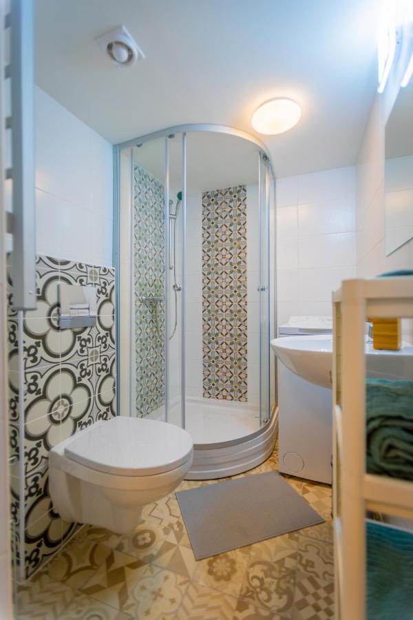 Cosy Downtown Flat In Budapest, Lisa Buitenkant foto