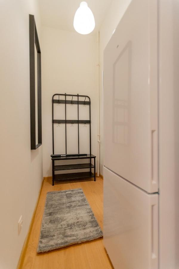 Cosy Downtown Flat In Budapest, Lisa Buitenkant foto